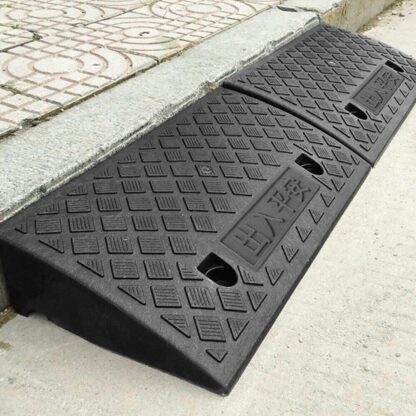 Vehicle Slope Ramp Universal Heavy Duty Rubber Kerb Ramps Car Bikes Threshold - Image 2