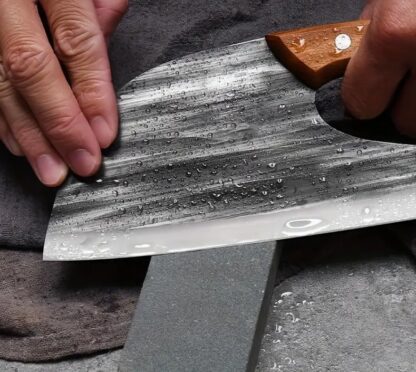 1pc Hand Forged Bone Cutter Kitchen Knife - Sharp Lightweight Dual-Use Slicer For Women - High-Carbon Stainless Steel, Ergonomic Handle, Easy To Clean, And Durable - Image 3