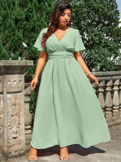 Plus Size Dress for All Seasons, Casual Woven Fashion Dress with Fitted Style, Moderate Thickness and Fabric - Image 4