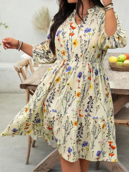 【Plus Size】 Floral Print Notched Neck Dress, Casual Bohemian Dress for Daily Wear, Women's Plus Clothing for All Seasons - Image 2