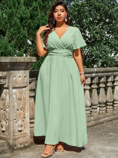Plus Size Dress for All Seasons, Casual Woven Fashion Dress with Fitted Style, Moderate Thickness and Fabric - Image 5